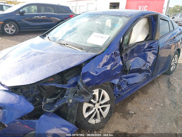 Toyota Prius Three 2016 JTDKARFUXG3515696 Image 6