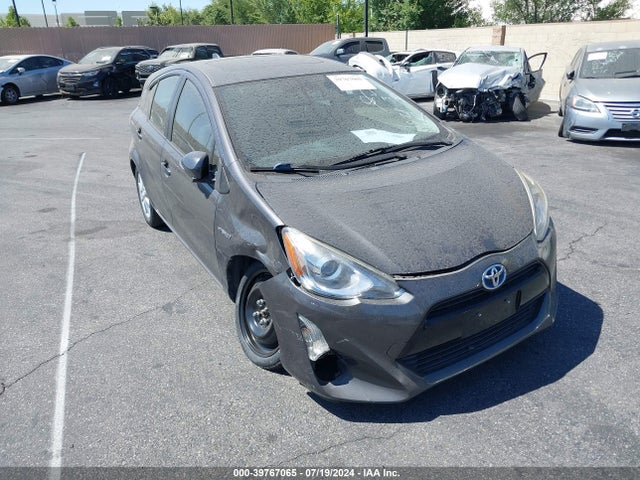 Toyota Prius C Three 2016 JTDKDTB37G1122297 Image 1