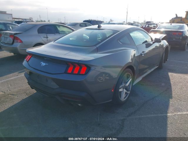 1FA6P8TH9R5122092 Ford Mustang Ecoboost Premium Fastback