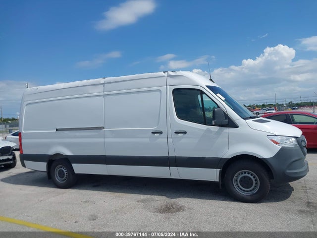 W1W40CHYXMT051897 Mercedes-Benz Sprinter 2500 High Roof I4