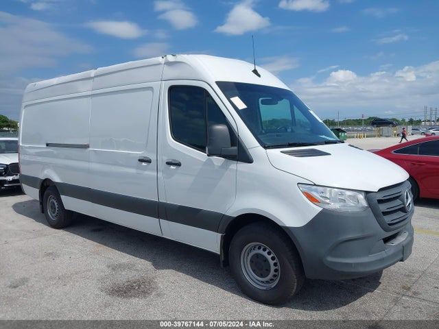 W1W40CHYXMT051897 Mercedes-Benz Sprinter 2500 High Roof I4