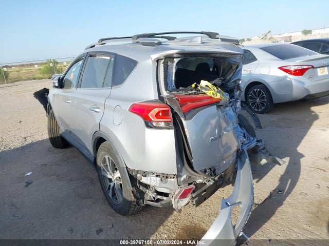 Toyota Rav4 Xle 2017 2T3WFREV3HW342678 Image 3