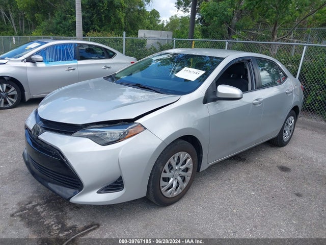 Toyota COROLLA LE 2019 5YFBURHE0KP920219 Image 2