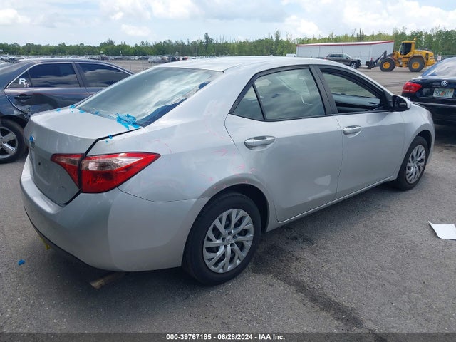 Toyota COROLLA LE 2019 5YFBURHE0KP920219 Image 4