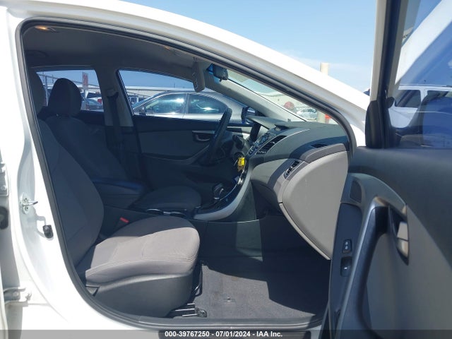 Hyundai ELANTRA SE 2016 5NPDH4AE6GH730875 Image 5
