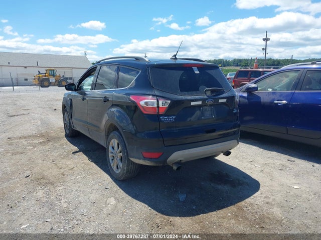 Ford ESCAPE SE 2018 1FMCU9GDXJUD33052 Image 3