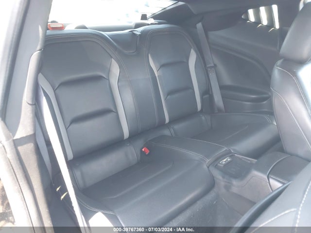 Chevrolet Camaro 2lt 2017 1G1FD1RS7H0159322 Image 8