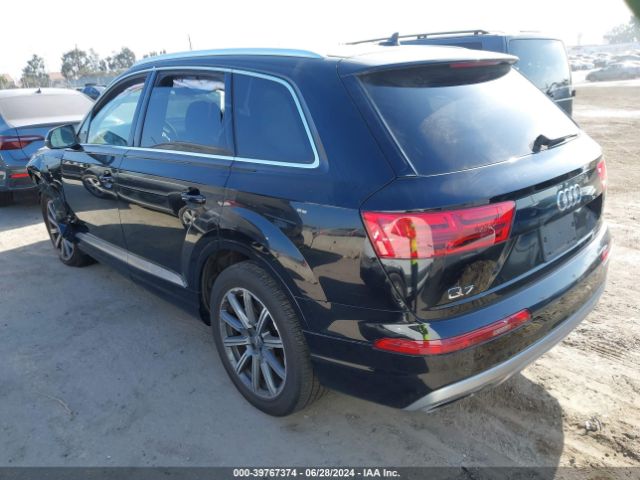 WA1LHAF71KD043459 Audi Q7 45 Premium