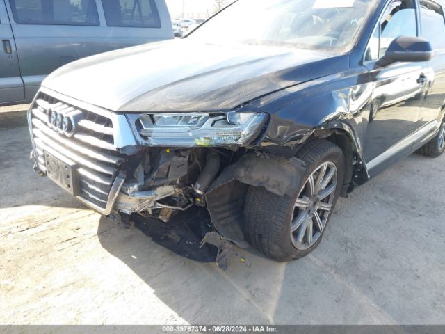 WA1LHAF71KD043459 Audi Q7 45 Premium