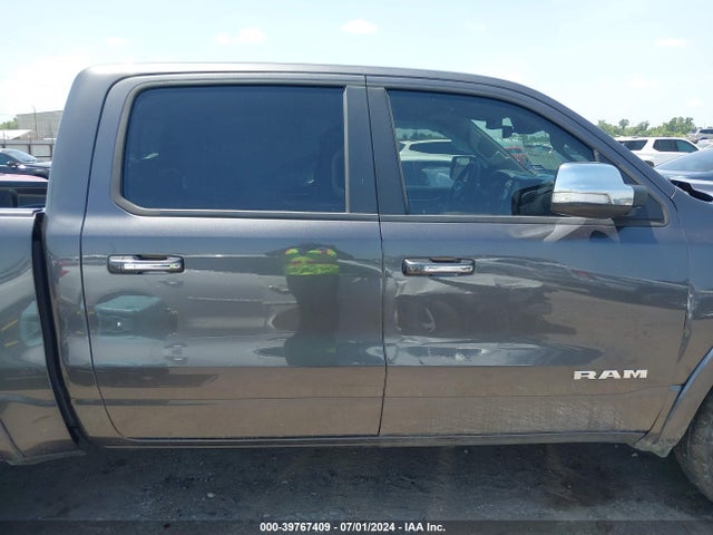 1C6SRFJT0MN736463 RAM 1500 Laramie  4x4 5'7 Box