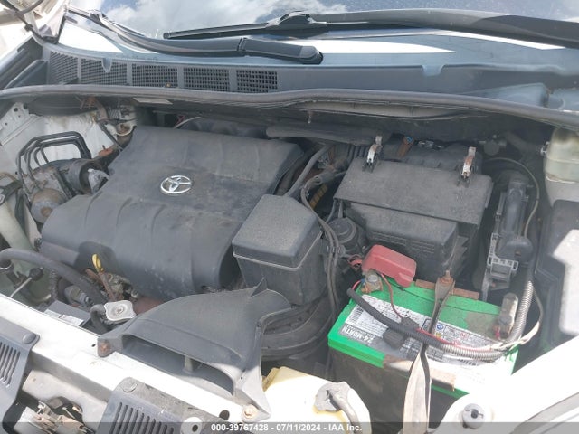 Toyota Sienna L 7 Passenger 2015 5TDZK3DC8FS594883 Image 10
