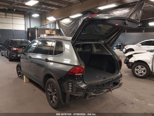 3VV2B7AX9NM012399 Volkswagen Tiguan 2.0t Se