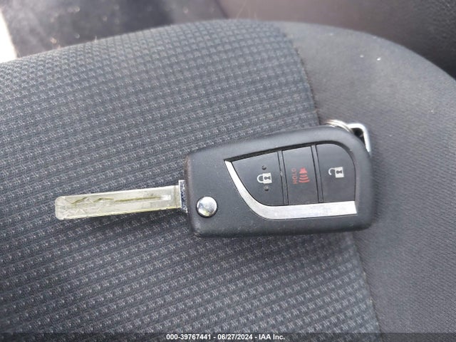 Toyota RAV4 LE 2021 JTMH1RFV2MD069875 Image 28