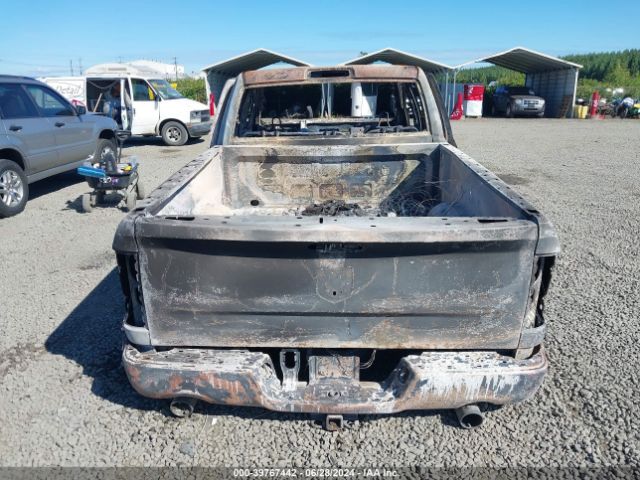 1C6RR7FT1HS565873 RAM 1500 Express Quad Cab 4x4 6'4 Box