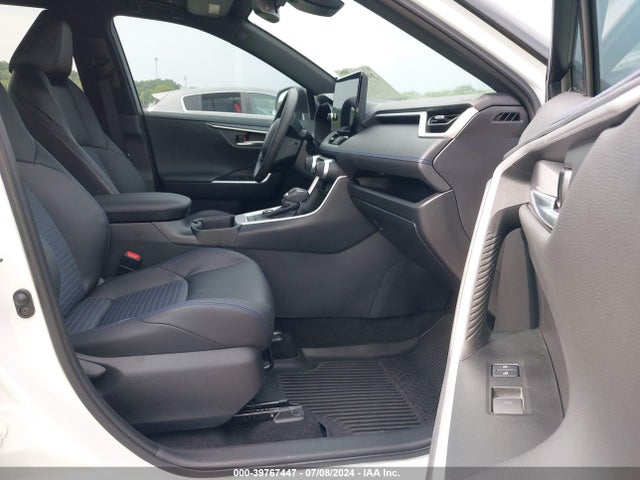 2T3E6RFV1PW038063 Toyota Rav4 Hybrid Xse