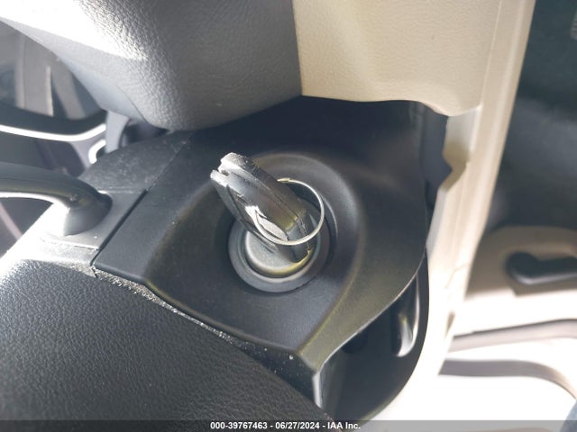 Ford FOCUS SE 2017 1FADP3F26HL285875 Image 11