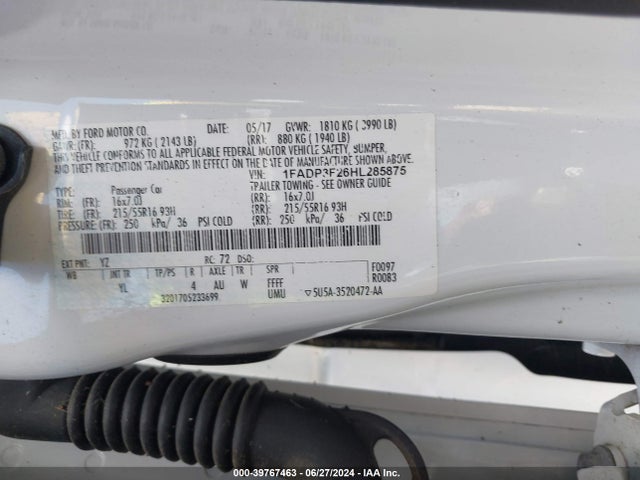 Ford FOCUS SE 2017 1FADP3F26HL285875 Image 9
