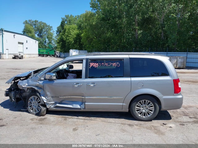 2C4RC1CG6FR525818 Chrysler Town & Country Touring-l