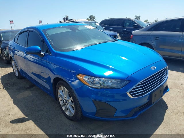 2019 3FA6P0LU0KR200227 main image