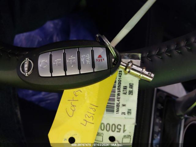 1N4BL4EW5RN301423 Nissan Altima Sl Intelligent Awd