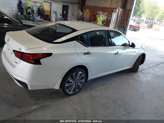 1N4BL4EW5RN301423 Nissan Altima Sl Intelligent Awd