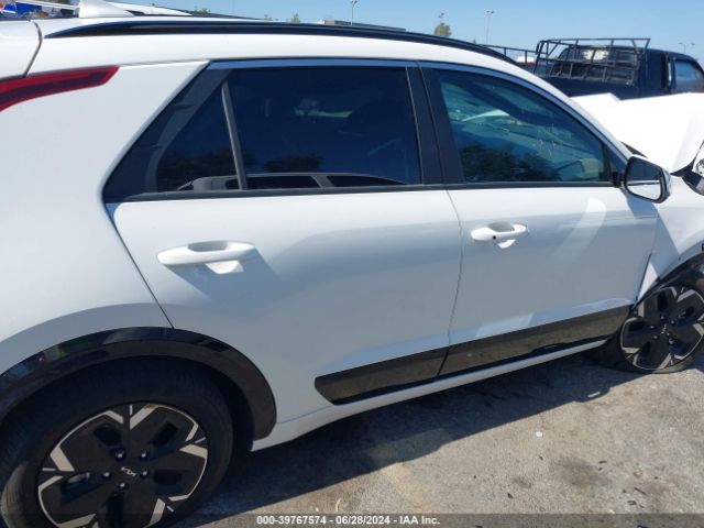 KNDCR3L15R5091145 KIA Niro Ev Wind