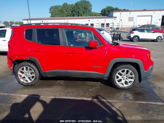 ZACCJABT0FPB66947 Jeep Renegade Latitude