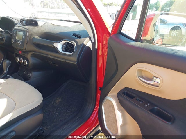ZACCJABT0FPB66947 Jeep Renegade Latitude