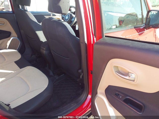 ZACCJABT0FPB66947 Jeep Renegade Latitude
