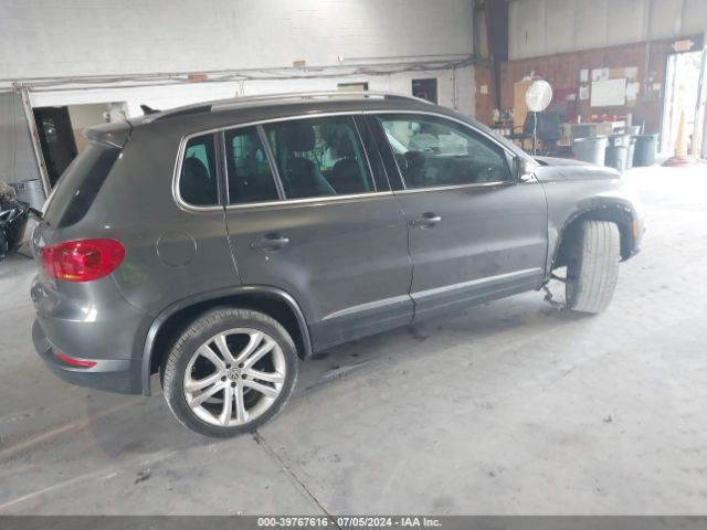 WVGBV7AX0GW616749 Volkswagen Tiguan Sel