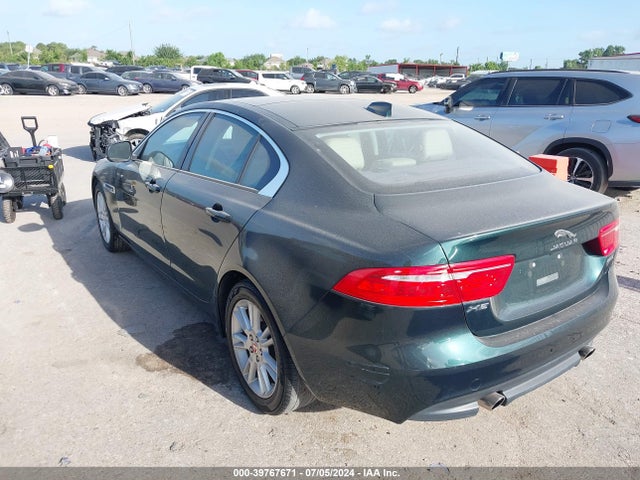 2017 JAGUAR XE SAJAD4BG1HA973468 Photo 2