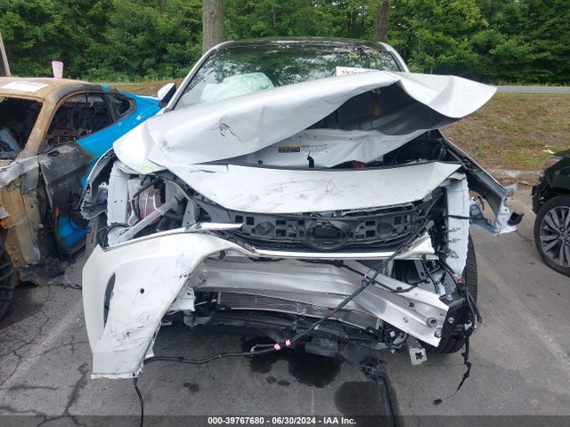 Toyota Venza Limited 2023 JTEAAAAH9PJ124960 Image 6