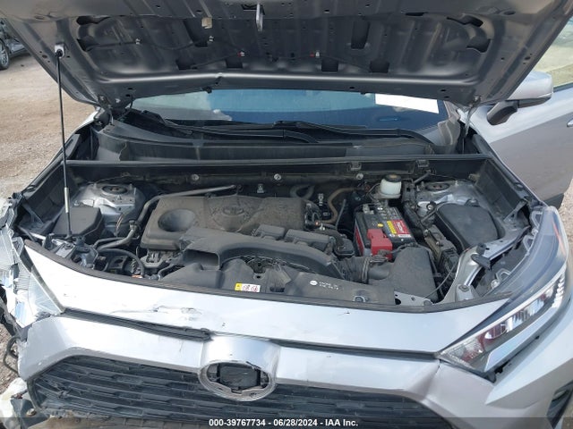 Toyota Rav4 Xle 2019 JTMW1RFV6KD006556 Image 10