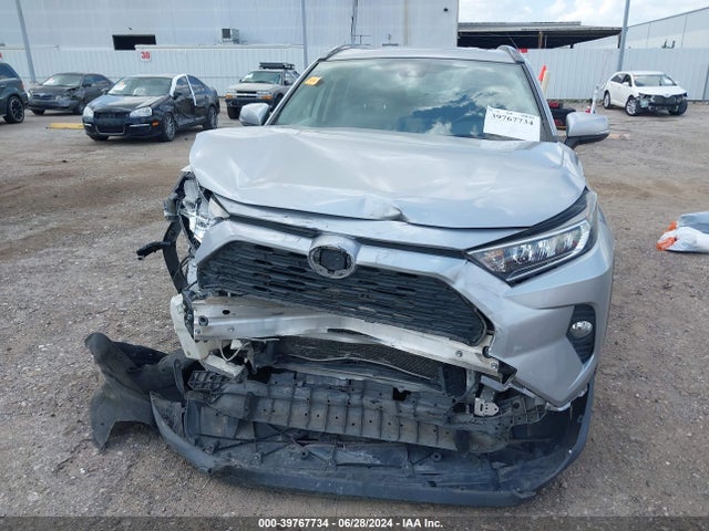 Toyota Rav4 Xle 2019 JTMW1RFV6KD006556 Image 12