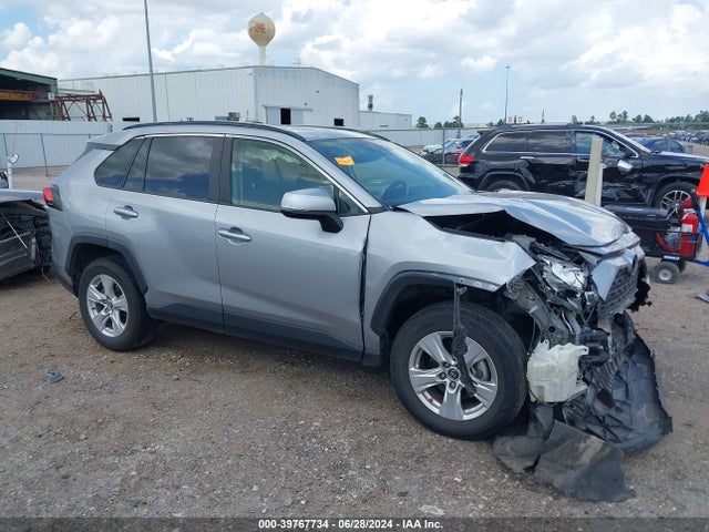 Toyota Rav4 Xle 2019 JTMW1RFV6KD006556 Image 13