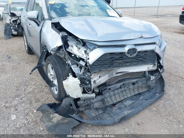 Toyota Rav4 Xle 2019 JTMW1RFV6KD006556 Image 6