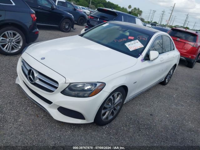 55SWF4JB3HU200267 Mercedes-Benz C 300 Luxury/sport