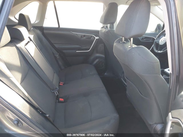 Toyota RAV4 LE 2020 2T3F1RFV3LC128135 Image 8