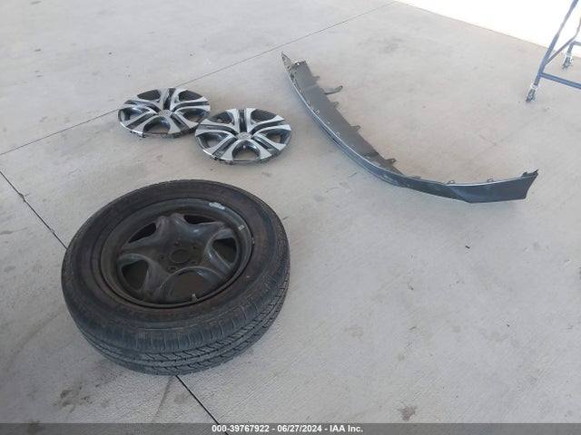 Toyota RAV4 LE 2016 2T3ZFREV3GW246433 Image 12