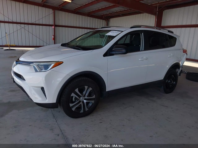 Toyota RAV4 LE 2016 2T3ZFREV3GW246433 Image 2