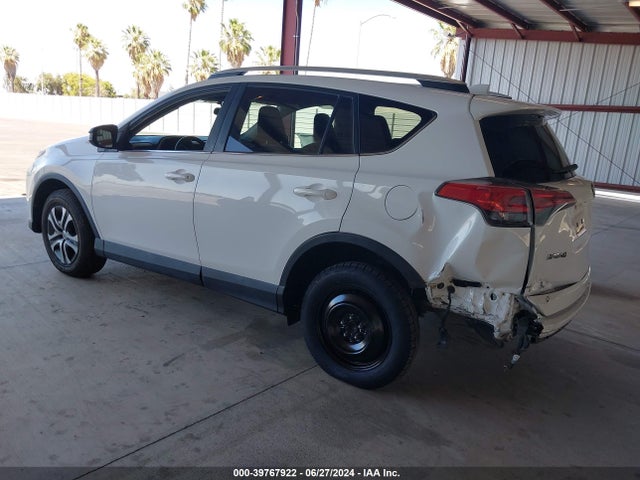 Toyota RAV4 LE 2016 2T3ZFREV3GW246433 Image 3