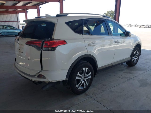 Toyota RAV4 LE 2016 2T3ZFREV3GW246433 Image 4
