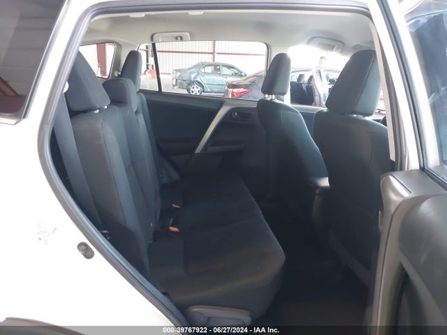 Toyota RAV4 LE 2016 2T3ZFREV3GW246433 Image 8