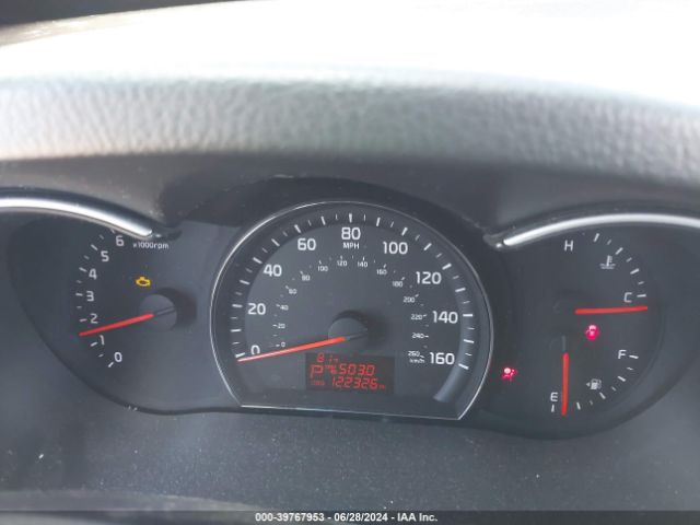 5XYKT3A68EG479807 KIA SORENTO LX