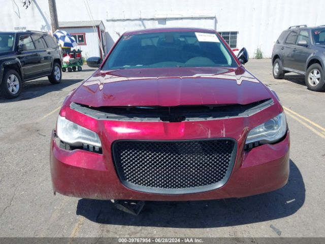 2C3CCAKGXGH182630 Chrysler 300c Awd