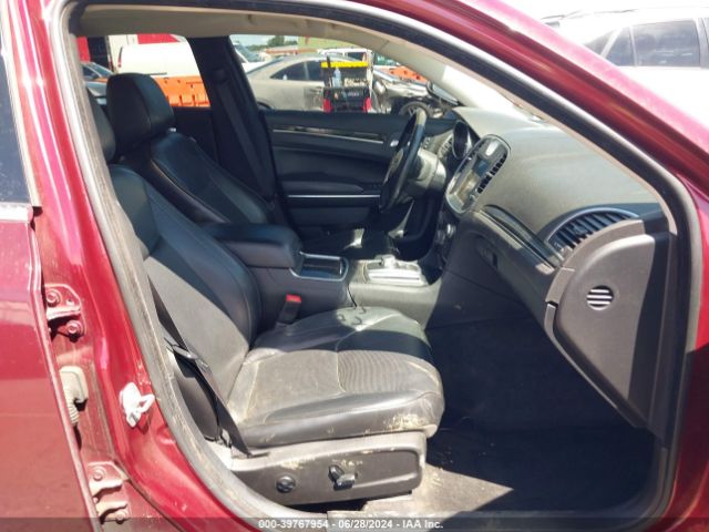 2C3CCAKGXGH182630 Chrysler 300c Awd