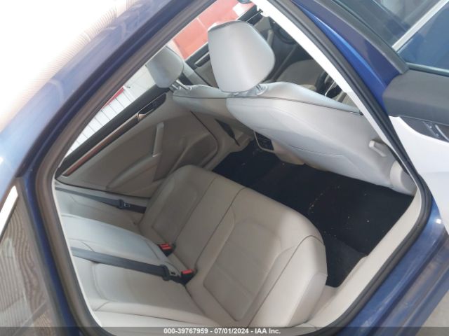 1VWBS7A37GC035905 Volkswagen Passat 1.8t Se