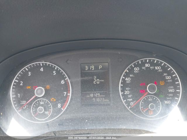 1VWAT7A39EC095965 Volkswagen Passat 1.8t S
