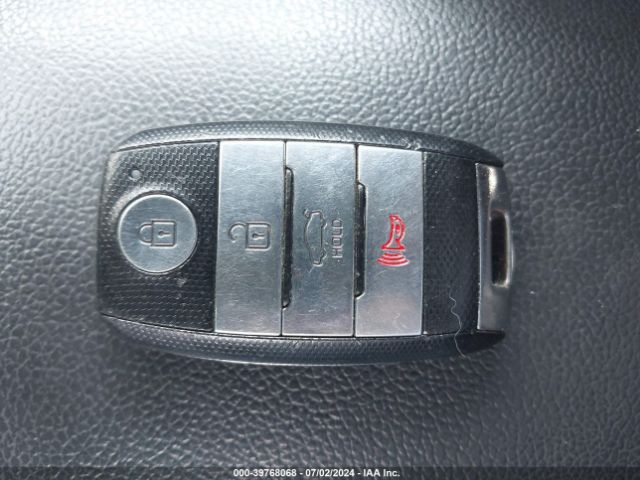 KNAFZ5A37F5283673 KIA FORTE SX