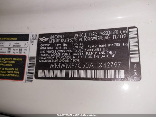 2010 MINI COOPER S WMWMF7C50ATX42797 Photo 8
